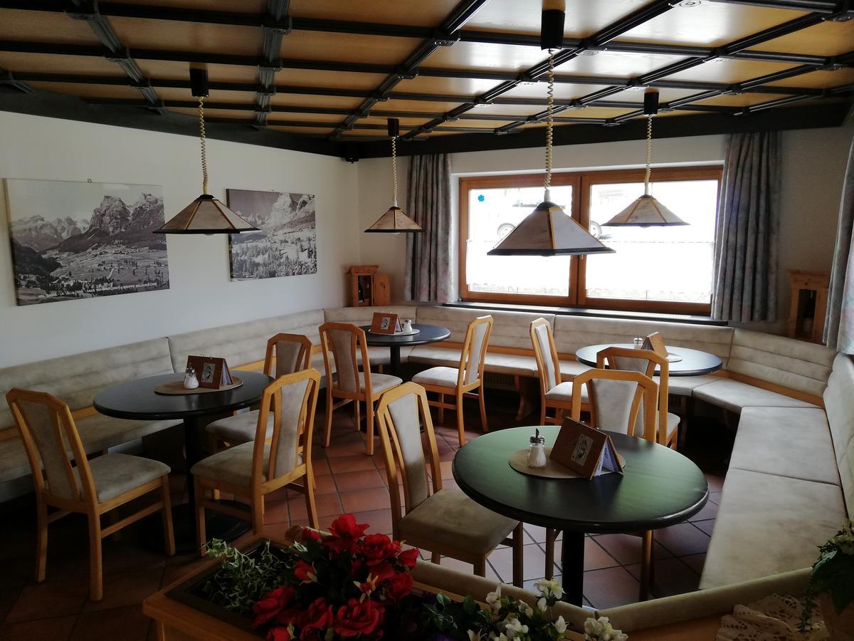 Hotel Garni Miriam à La Villa  Extérieur photo